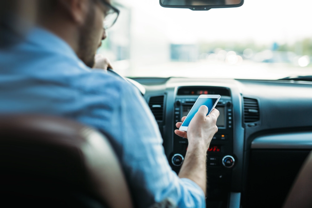 Connecting-the-Dots-Between-Distracted-Driving-Violations